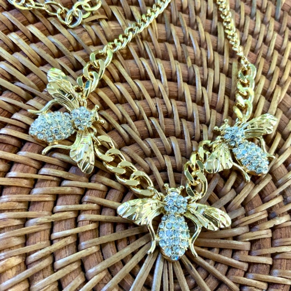 Lilly Pulitzer Necklace BEE NWT BUMBLEBEE  ⭐️ GOLD LINK CHAIN CRYSTAL - Picture 6 of 13